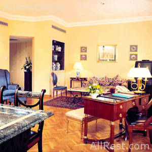 Sonesta Hotel 4